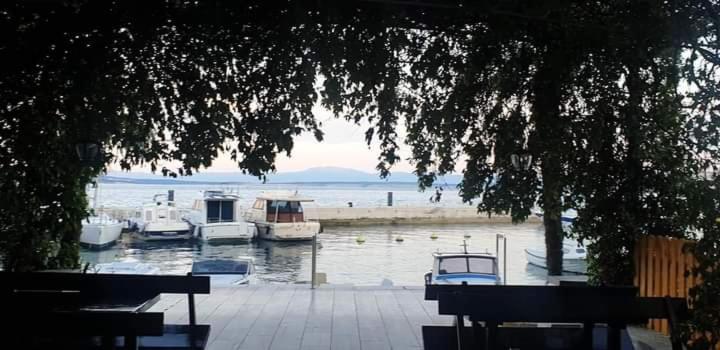 Apartmani Kramar Selce Exterior photo
