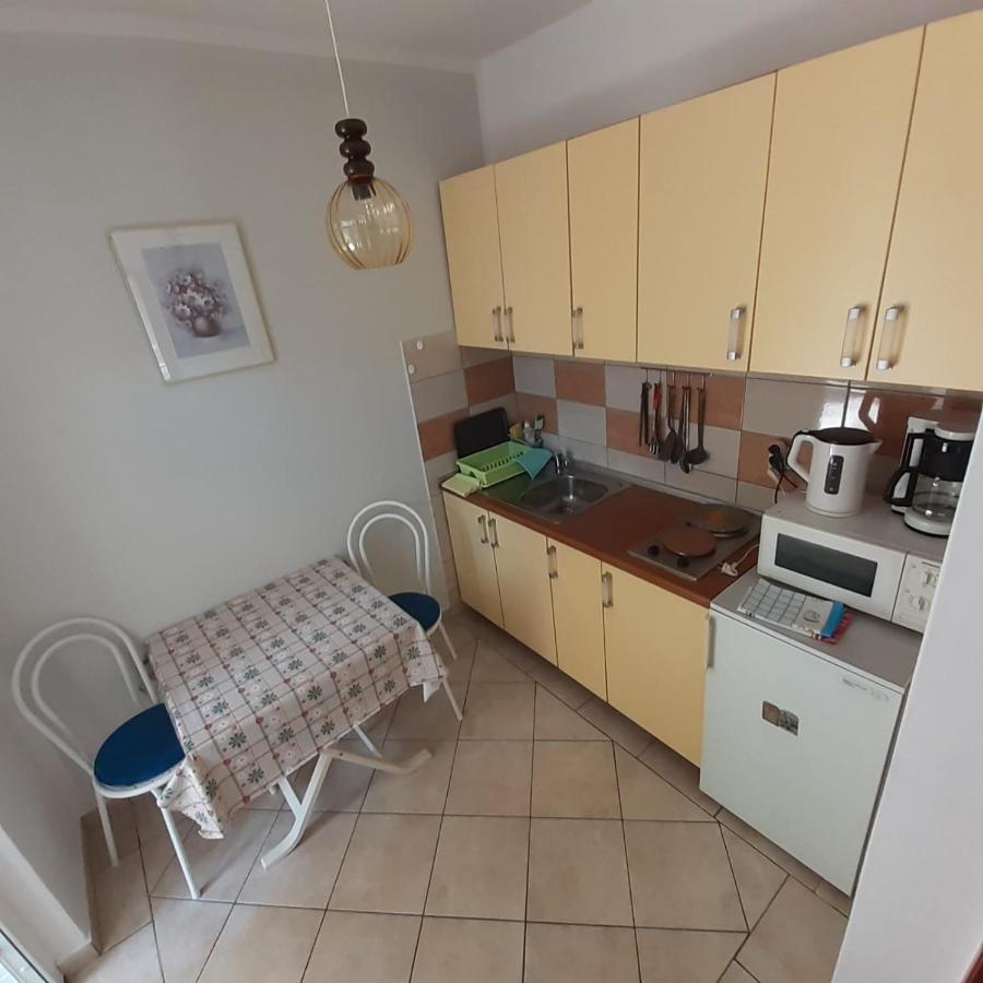Apartmani Kramar Selce Exterior photo
